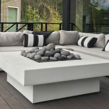 Outdoor Furniture And Fire Pit - Outdoor-Sofa-Set mit Feuertisch, Maßgefertigte Gartenmöbel, Terrassen-Feuerstelle,